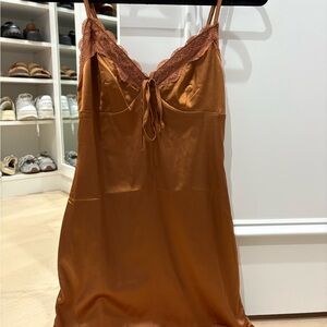 Women’s Adika NWT lace dress size medium perfect condition